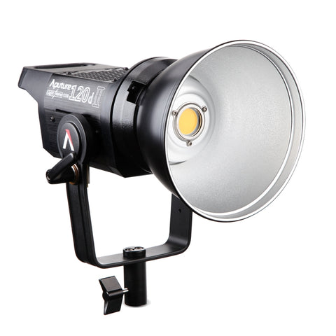 aputure-ls-c120d-ii-ripristino-colore-elevato-cri-96-tempesta-di-luce-luce-bianca-naturale-5500k-cob-led-luce-video-da-studio-con-telecomando-wireless-da-24-ghz-e-scatola-di-controllo - immagine 2