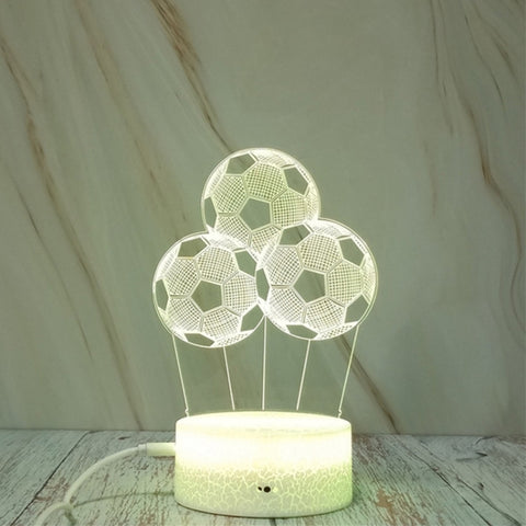 Tre palloni modellano il tocco creativo della crepa che attenua la luce notturna decorativa colorata 3D, Three Footballs Shape