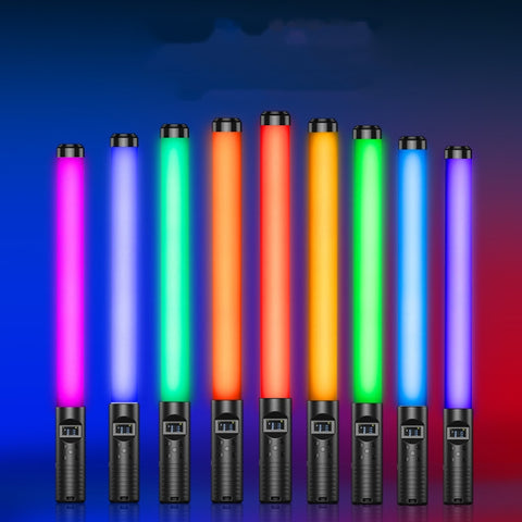 bastone-luminoso-per-fotografia-colorata-rgb-bastone-luminoso-a-temperatura-regolabile-3000k-6500k-rgb-light-stick - immagine 1