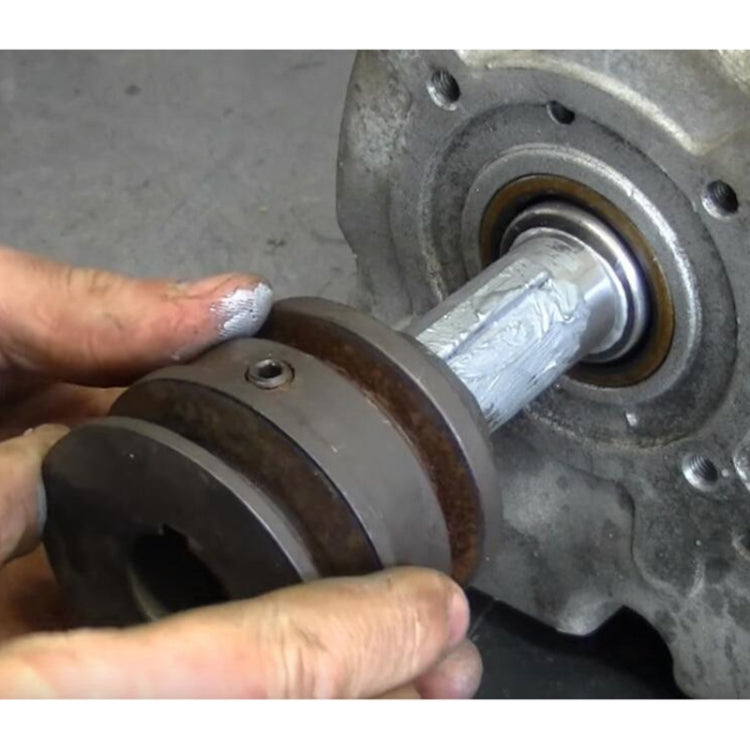 1 Inch to 9/8 Inch Gas Engine Pulley Adapter with Keystock