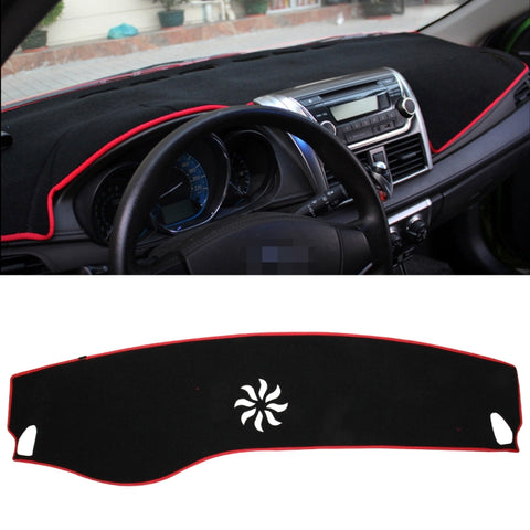 Tappetino scuro per cruscotto auto, panneaux d'instruments, protection solaire, tappetini per auto per Cadillac (si prega di notare il modello e l'anno), pour Cadillac