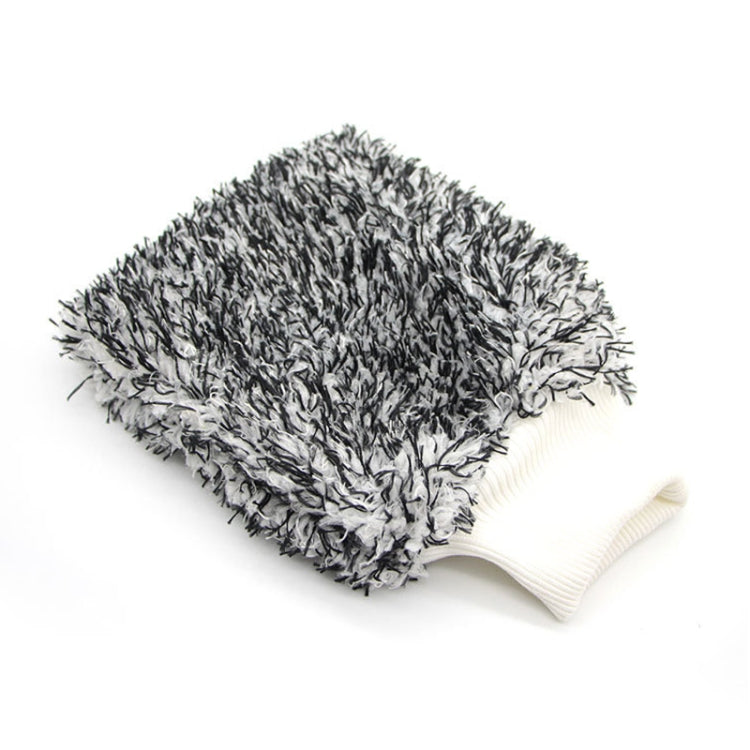 Microfiber Dusting Mitt for Car Cleaning and Maintenance
