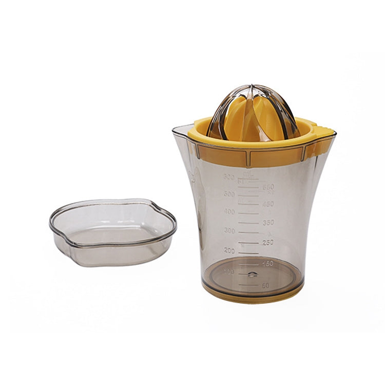 Compact Manual Fruit Juicer for Fresh Juice at Home