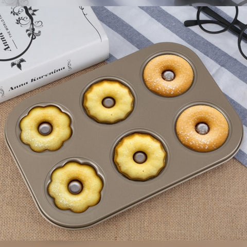 Stampo per Biscotti e Torte a Forma di Fiore - Set di 3 in Oro con 6
