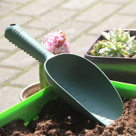 Plateau en plastique pour terre Cucchiaio Cucchiaini Plateau en plastique Attrezzi da giardino Secchio Pala pour coltivazione en vaso Cilindro per mini pianta carnosa Pala per terreno Pala, consegna colore casuale, Cuillère à pelle à sol en plastique