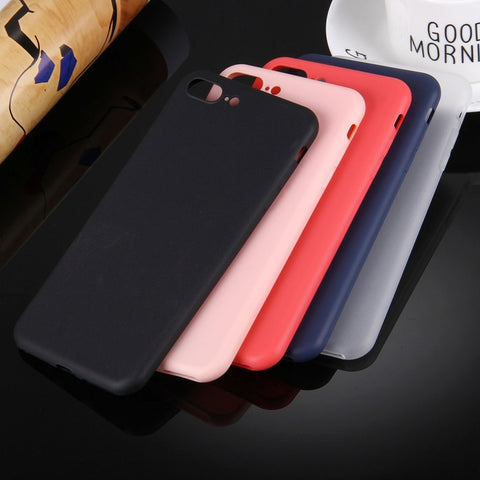 Per iPhone 8 Plus e 7 Plus Custodia protettiva in TPU tinta unita senza foro rotondo