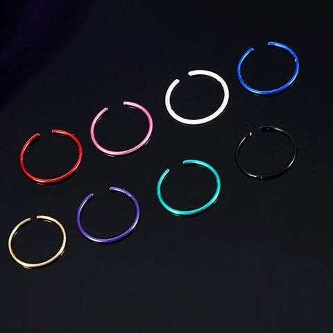 40 anelli per cerchi da naso alla moda in acciaio al titanio con colori misti, misura 0,35 USA, diametro interno: 9 mm, perimetro: 28 mm (colore) - Novalix Store