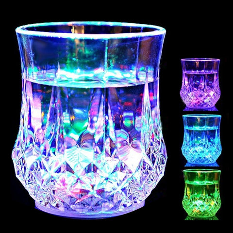 Tasse colorée créative à LED avec luce induttiva arcobaleno e ananas, tasse d'ananas à lumière LED