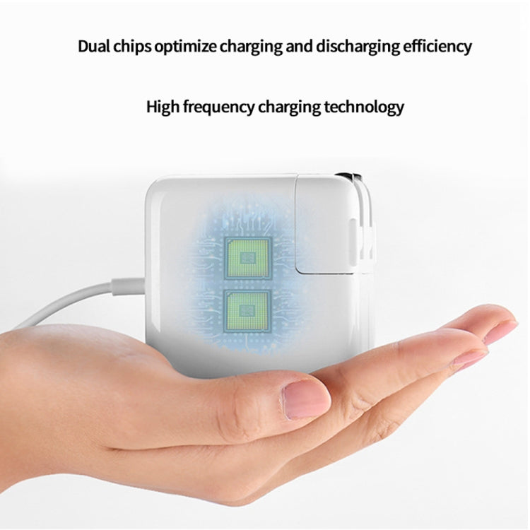 30W USB-C Travel Charger with Detachable Foot & 8 Pin Cable