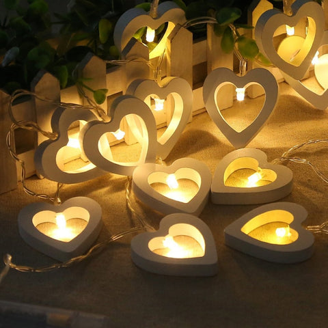 Stringa luminosa per decorazioni a forma di cuore per interni ed esterni per feste di Natale con cuore in legno da 1,2 m e 10 LED