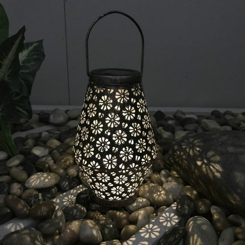 Lampada a sospensione a LED con luce decorativa per giardino con lanterna solare in ferro battuto per esterni, Chrysanthemum Lantern