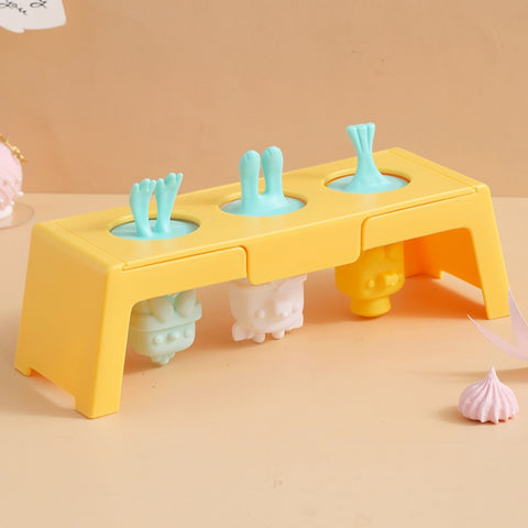 2 set di stampi per gelato in silicone per cartoni animati con coperchio, facile da sformare, stampo per ghiaccioli fatto in casa, consegna a colori casuale, Ice Cream Mold - Novalix Store