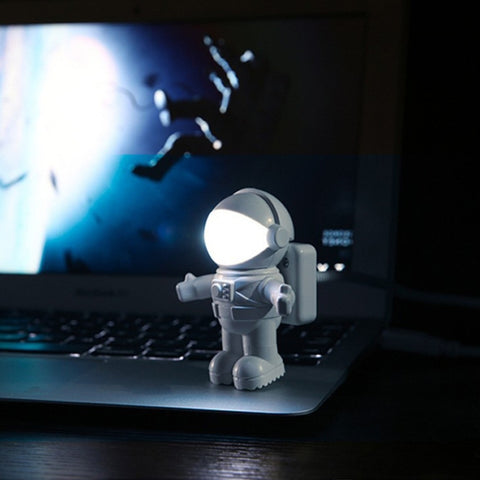 Fantastico nuovo astronauta astronauta USB LED regolabile lampada da scrivania luce notturna per computer PC