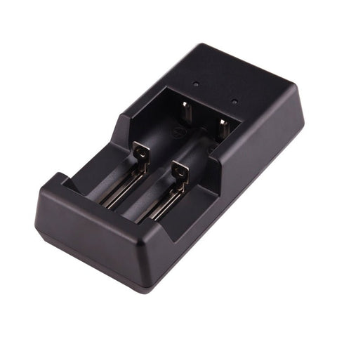 Caricabatterie intelligente USB TOMO V6 - 2 con indicatore luminoso per batteria agli ioni di litio 18650/18500/17650/16340/14500/10500/batteria AA/AAA, TOMO V6 - 2 - Novalix Store